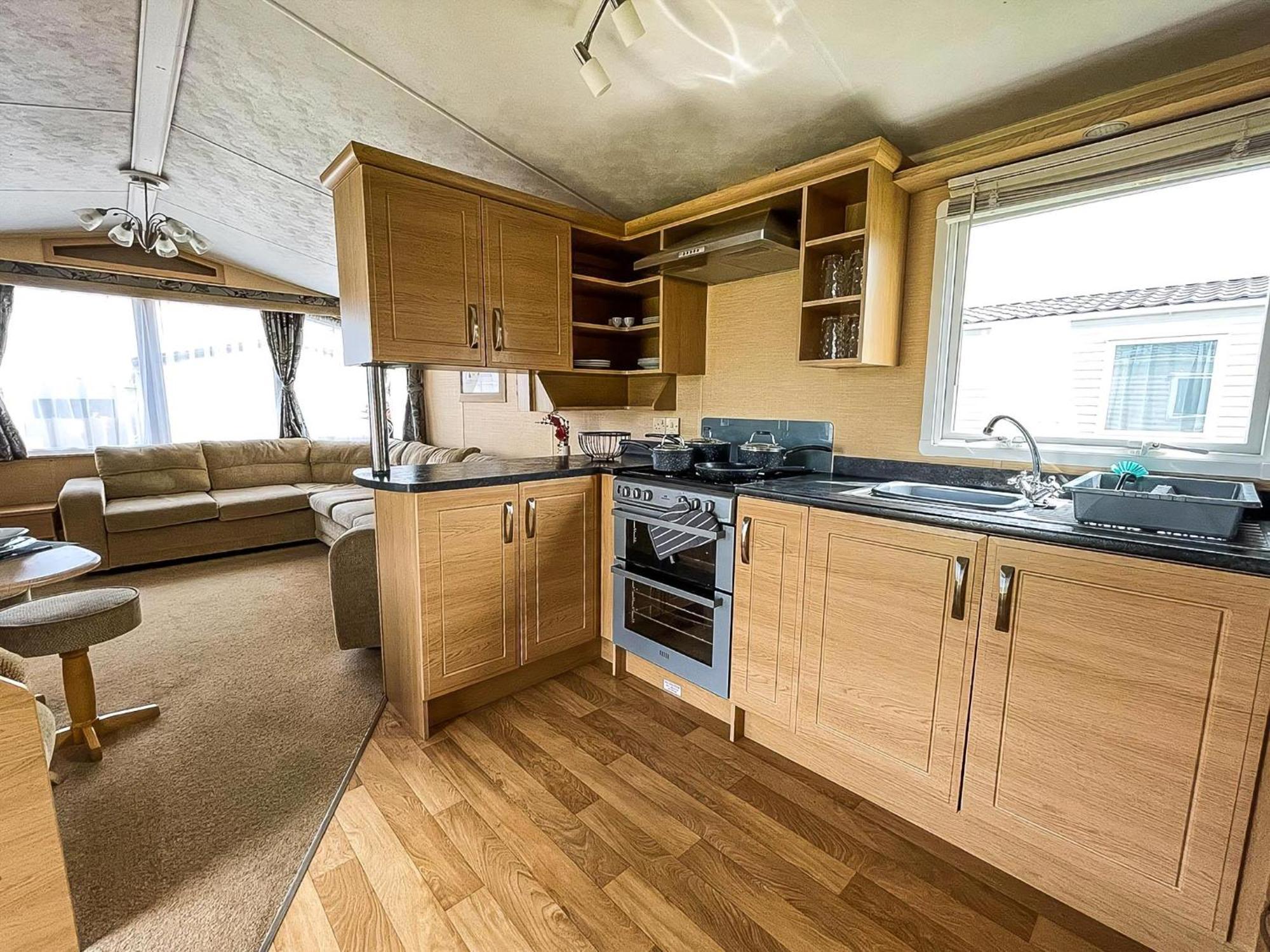 Lovely Caravan By The Beach In Pakefield, Suffolk Ref 68007Cl Lowestoft Exterior photo